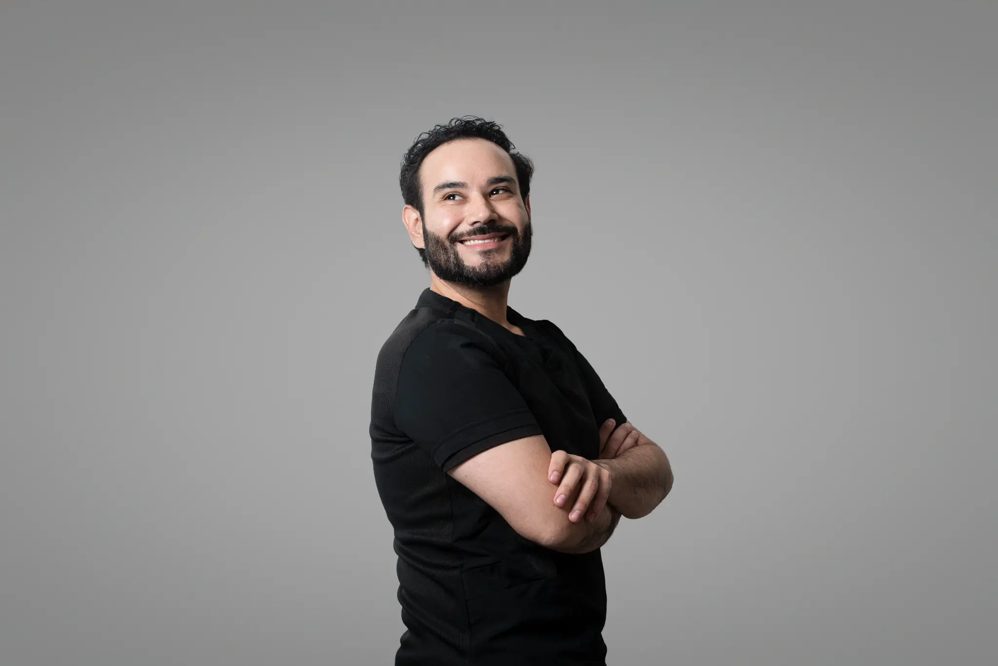 Dr. Ezequiel Medina Nuño en consultorio